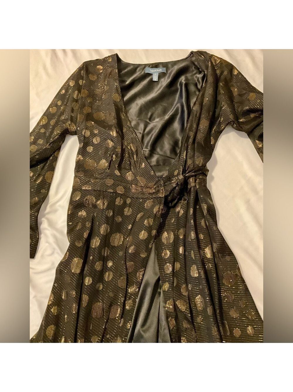 ModCloth Golden Record Party true wrap dress - size medium - nwt - Picture 11 of 12